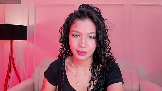 Snapshot of SophieHouston_ chatting on September 10, 3:17 am SophieHouston online show from September 10, 3:17 am