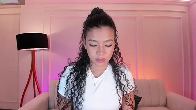 Snapshot of SophieHouston_ chatting on September 12, 4:12 am SophieHouston online show from September 12, 4:12 am