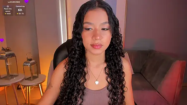 Snapshot of SophieHouston_ chatting on September 24, 2:15 am SophieHouston online show from September 24, 2:15 am