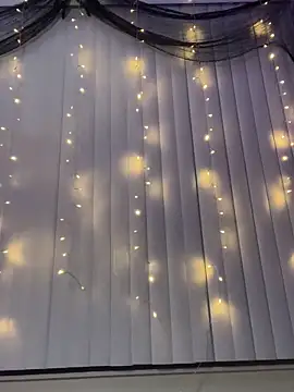 moan4mona online show from September 14, 4:22 am