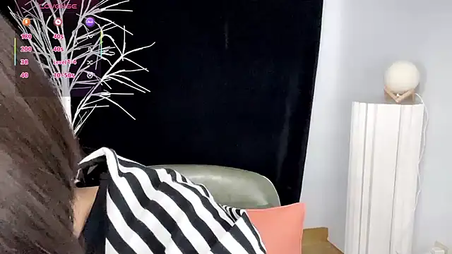 xiaoyue8888 online show from October 3, 1:57 am