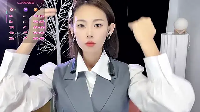 xiaoyue8888 online show from October 16, 2:23 am