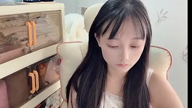 Snapshot of puppy-999 chatting on September 30, 2:00 pm puppy-999 online show from September 30, 2:00 pm