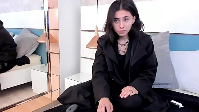 Ashkoreh online show from October 23, 9:24 pm