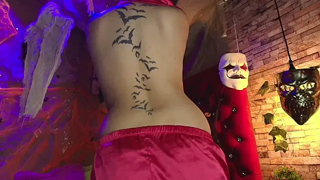 Victoria Thompson1 online show from November 2, 3:03 pm