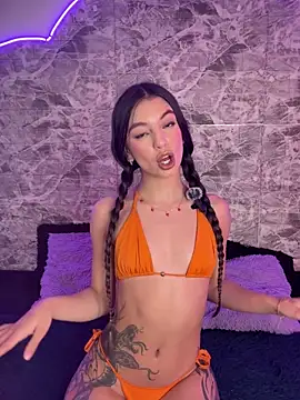 Snapshot of MaryAnneeXOO chatting on November 24, 6:18 pm MaryAnneeXOO online show from November 24, 6:18 pm