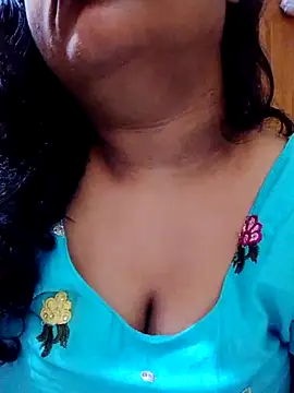 Cute Amiya online show from November 7, 5:51 am