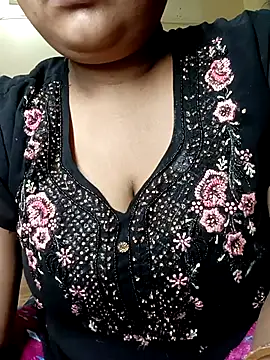 Cute Amiya online show from November 22, 5:50 am