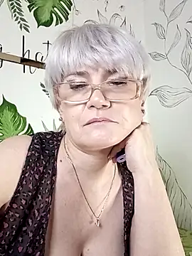 Catty Lady online show from November 8, 8:51 pm