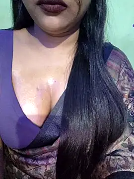 Snapshot of JIYA-04 chatting on November 12, 1:00 pm JIYA-04 online show from November 12, 1:00 pm