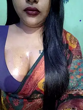 Snapshot of JIYA-04 chatting on November 20, 2:39 pm JIYA-04 online show from November 20, 2:39 pm