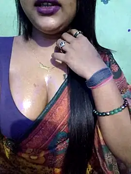 Snapshot of JIYA-04 chatting on November 24, 1:22 pm JIYA-04 online show from November 24, 1:22 pm