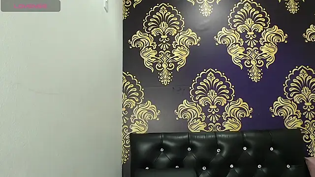 Snapshot of BigBoobs_Goddess chatting on November 20, 11:32 am BigBoobs Goddess online show from November 20, 11:32 am