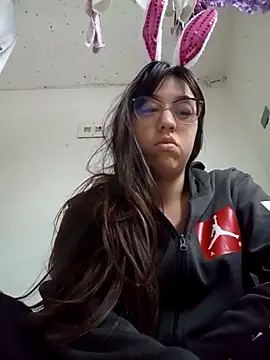 lareinalareinadelanal online show from October 31, 12:06 pm