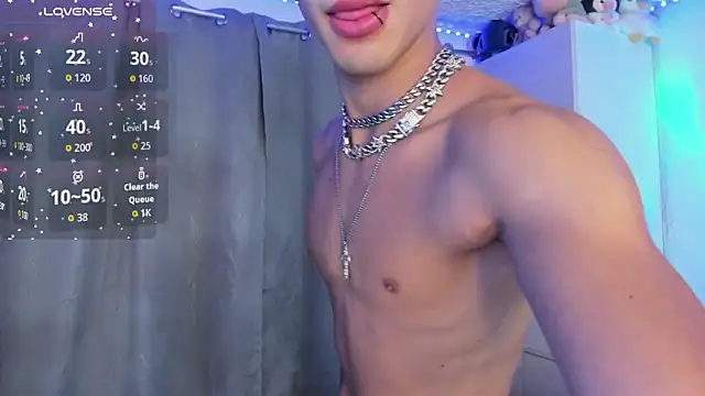 Snapshot of Dark_Boy26 chatting on October 19, 12:11 am Dark Boy26 online show from October 19, 12:11 am