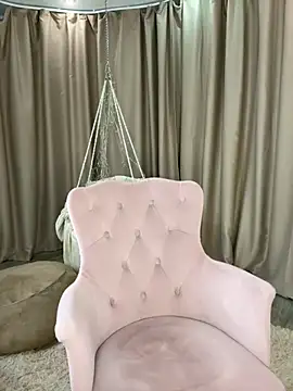 Naomi   Rias online show from October 9, 11:58 pm