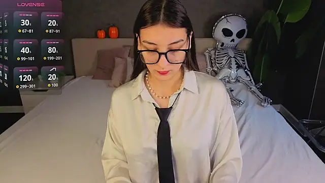 Snapshot of Carrie_Roberts chatting on October 21, 9:10 am Carrie Roberts online show from October 21, 9:10 am