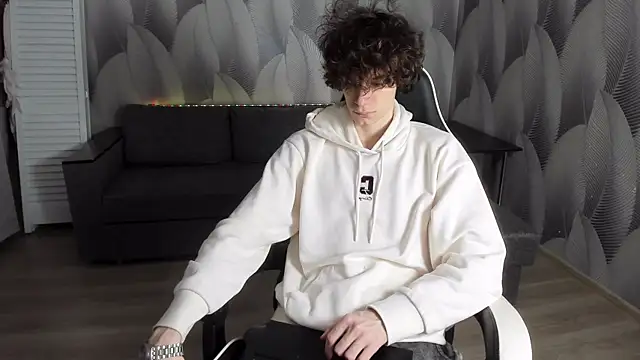 Edvard Blare online show from September 20, 7:37 pm