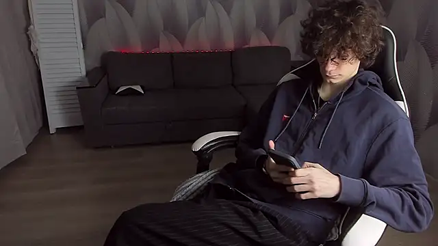 Edvard Blare online show from October 9, 2:59 pm