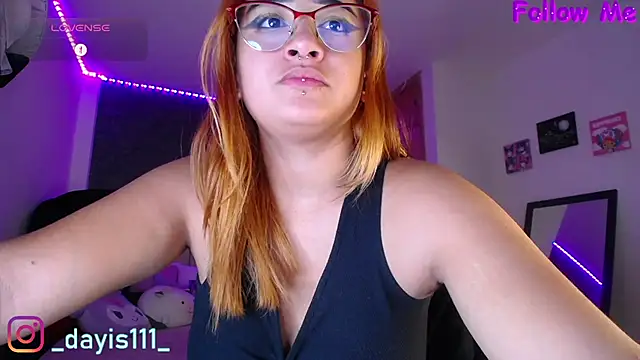 Snapshot of dayis_sweet chatting on October 16, 2:01 am dayis sweet online show from October 16, 2:01 am