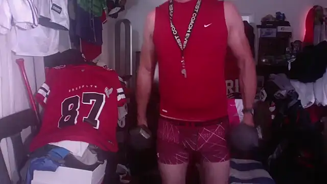 Snapshot of DILFJockDad87 chatting on October 5, 10:40 pm DILFJockDad87 online show from October 5, 10:40 pm