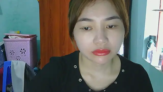 Uhem112 online show from October 11, 2:22 am