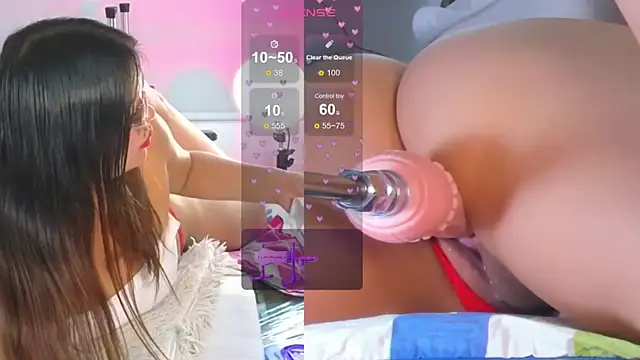 Snapshot of Nicolle_Thier chatting on November 11, 6:30 pm Nicolle Thier online show from November 11, 6:30 pm