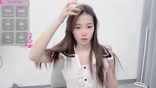 Snapshot of yuyu_77 chatting on September 28, 4:34 pm yuyu 77 online show from September 28, 4:34 pm