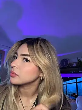 Snapshot of OriannaFox chatting on September 8, 4:06 pm OriannaFox online show from September 8, 4:06 pm