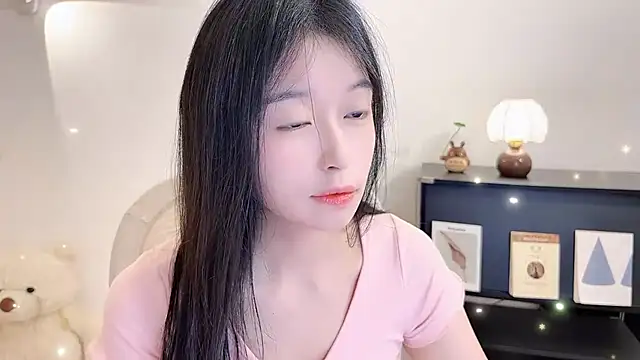 Onechestnut online show from November 12, 10:48 am