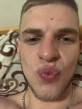 macho1347 online show from October 18, 10:43 pm