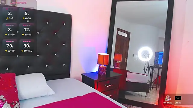 Snapshot of miascarlet_16 chatting on September 25, 1:15 pm miascarlet 16 online show from September 25, 1:15 pm