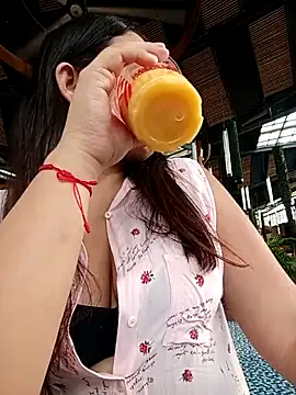 Lambedora 69 online show from October 1, 8:15 pm