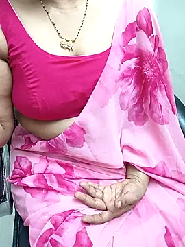 Snapshot of Anushka134 chatting on September 30, 5:07 pm Anushka134 online show from September 30, 5:07 pm