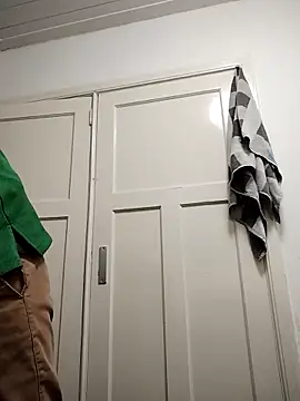 Snapshot of ijustwannafuckyou6969 chatting on November 14, 10:07 pm ijustwannafuckyou6969 online show from November 14, 10:07 pm