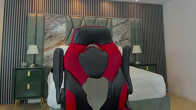 Snapshot of Michael_blue chatting on September 17, 2:41 pm Michael blue online show from September 17, 2:41 pm