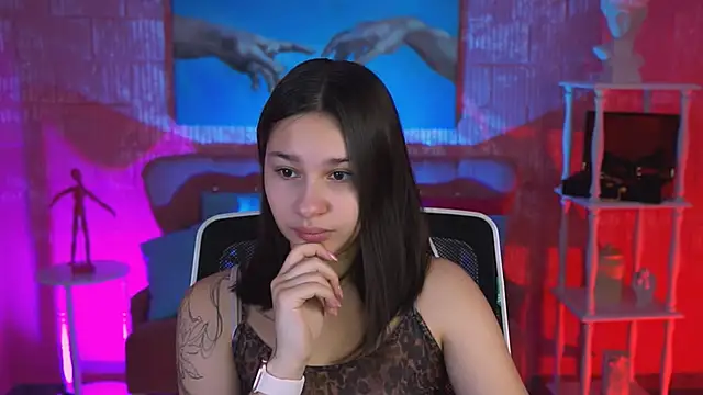 KimClarks  online show from November 8, 12:27 pm