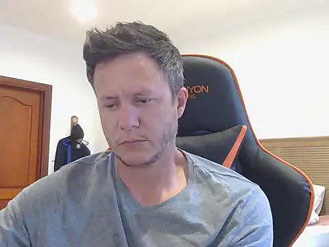 TroyDieselXXX online show from September 20, 4:57 am