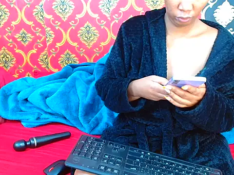 yourperfectcrush online show from September 14, 8:02 am