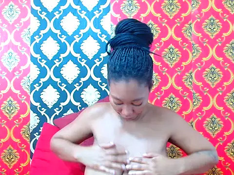 yourperfectcrush online show from November 25, 6:19 pm