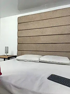 Snapshot of susan_elliot chatting on September 17, 7:26 pm susan elliot online show from September 17, 7:26 pm