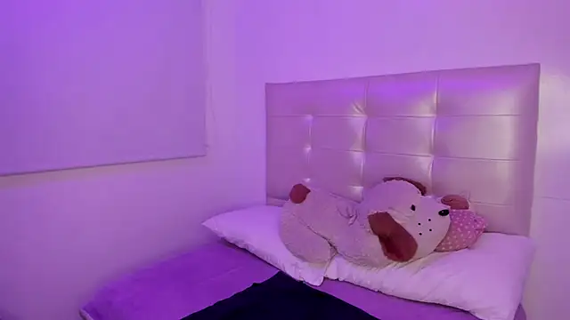 Anna Blade  online show from September 13, 2:28 pm