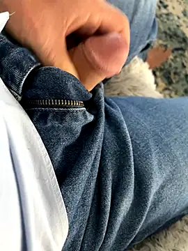 cyclone1212 online show from November 27, 5:04 pm