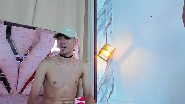 kameron and Nick online show from November 11, 8:09 pm