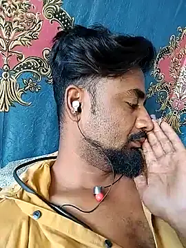 Snapshot of Munny6677 chatting on October 7, 8:11 am Munny6677 online show from October 7, 8:11 am