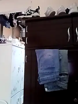 Arii collins1 online show from September 30, 10:04 pm