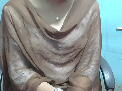 lovely soniya online show from November 18, 5:12 am