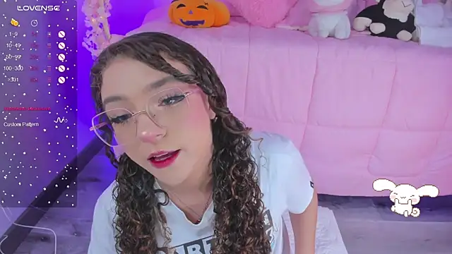 hannacutegod online show from September 21, 5:20 am