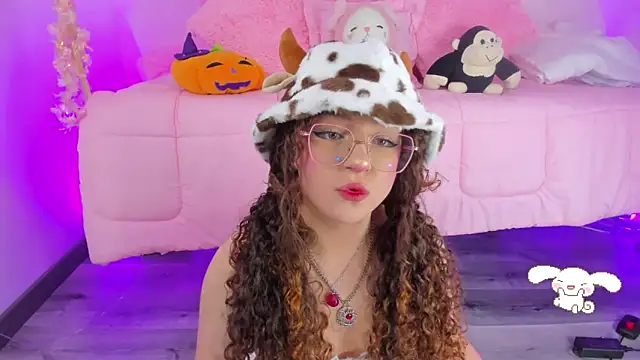 hannacutegod online show from September 28, 5:13 am