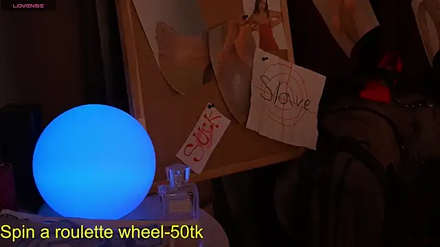 EmiliyaRoude online show from September 11, 1:22 pm